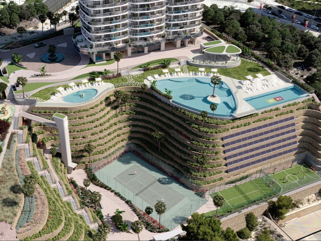 Rascacielos de lujo frente al mar con vistas panorámicas en Benidorm — living room