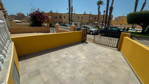Volledig gerenoveerde geschakelde woning op het zuiden in Cabo Roig — foto 3