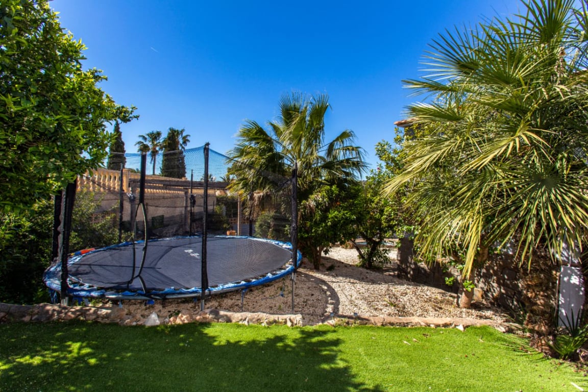 Villa con gran potencial en venta en Calpe - 26