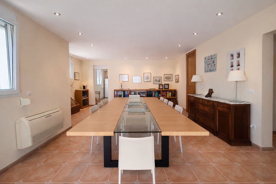 Villa de 3 dormitorios, apartamento de invitados y vistas al mar en el Montgó, Dénia - 21