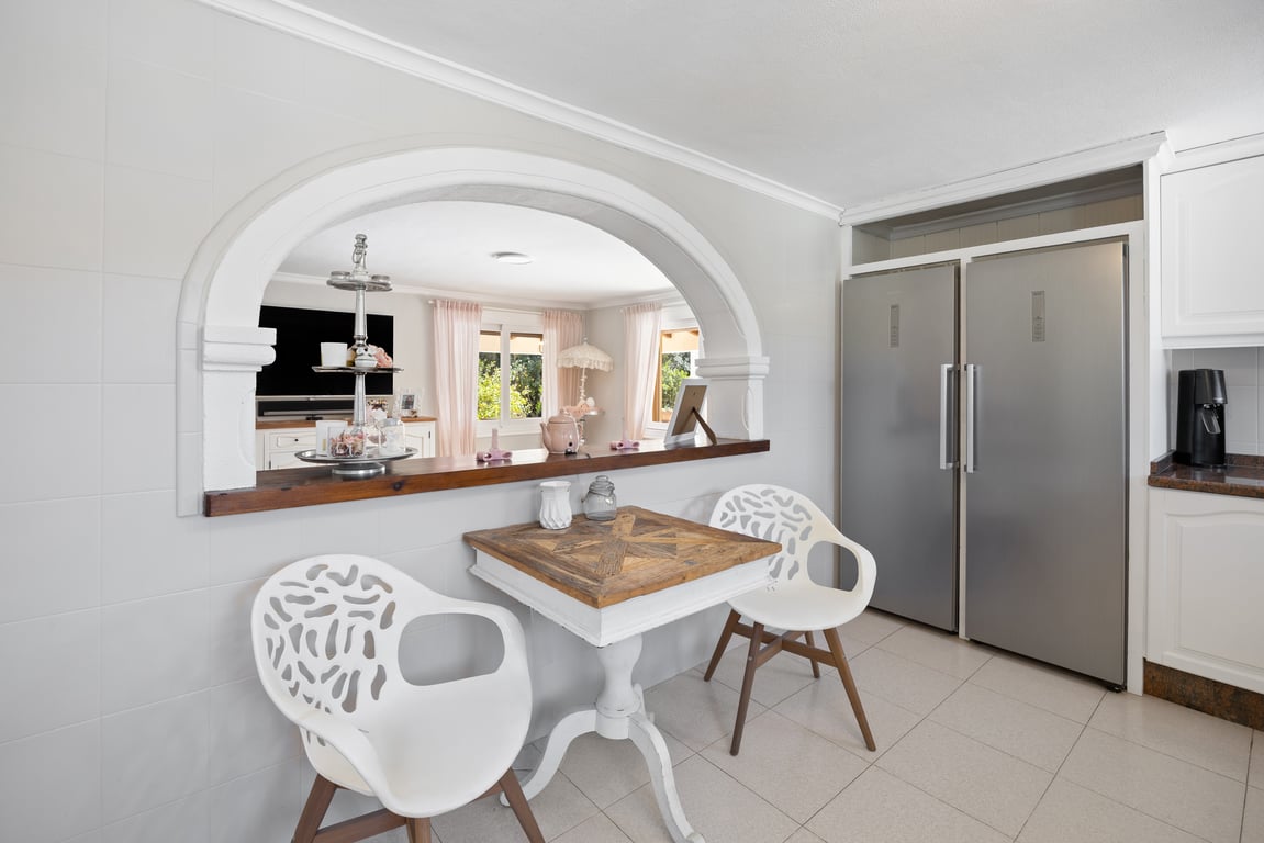 Property #RH21348 - 19