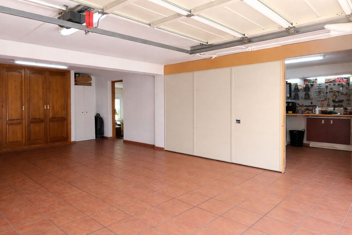 Villa de 3 dormitorios, apartamento de invitados y vistas al mar en el Montgó, Dénia - 29