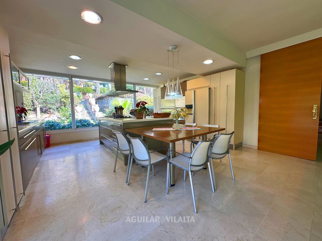 Exclusive villa in Can Teixidó with sea views - 81