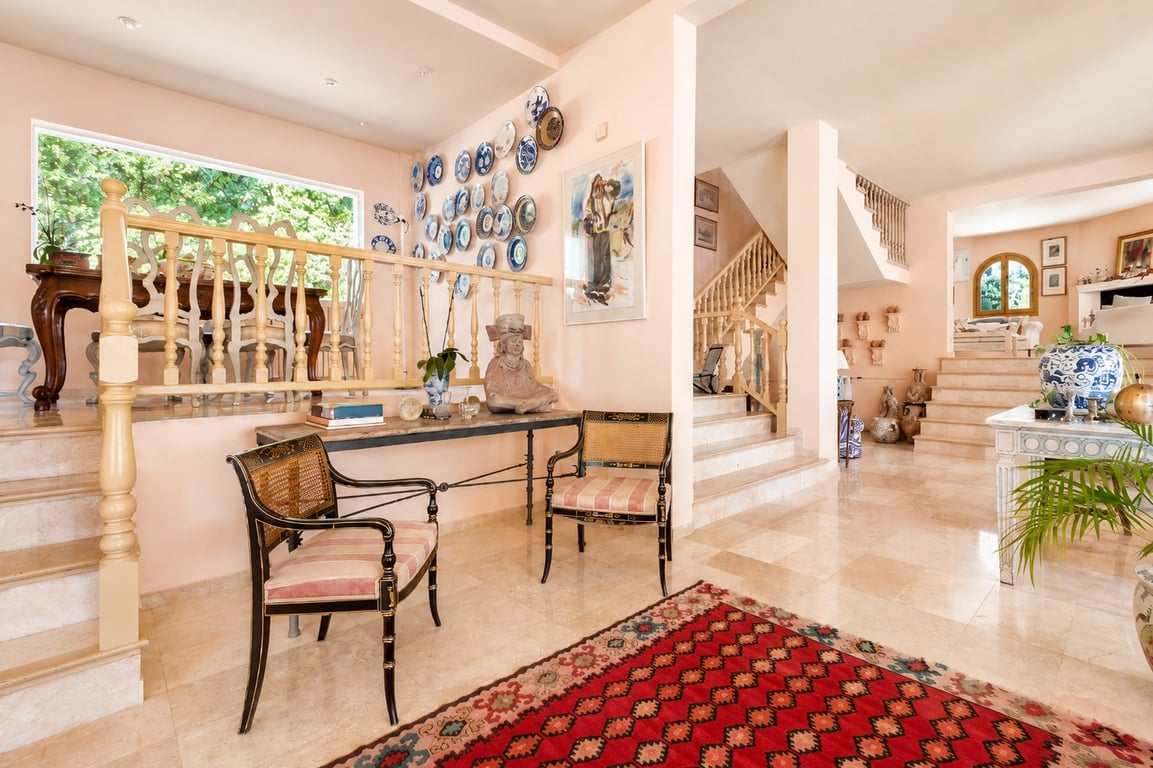5-bed Villa in Santa Eulària des Riu photo 22