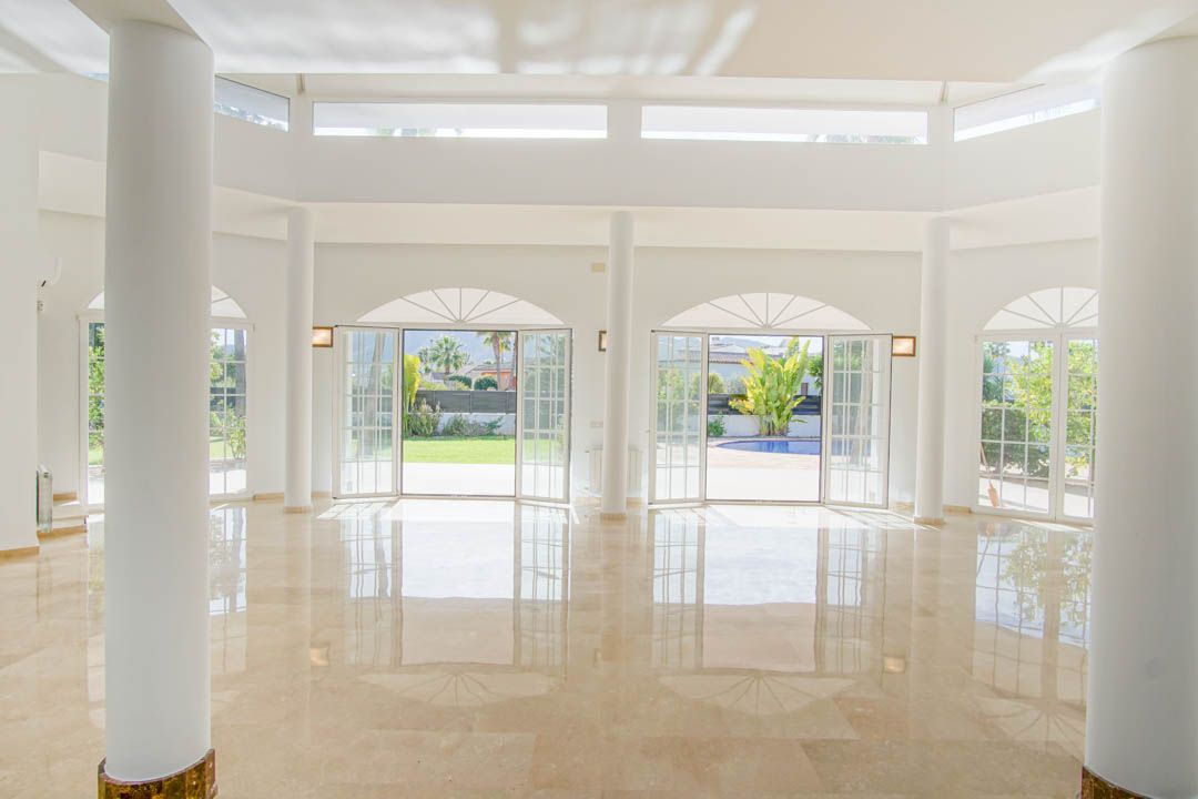 Property #RH21270 - 34