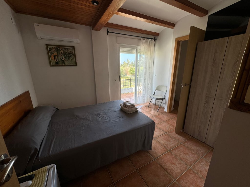 Property #RH20328 - 6