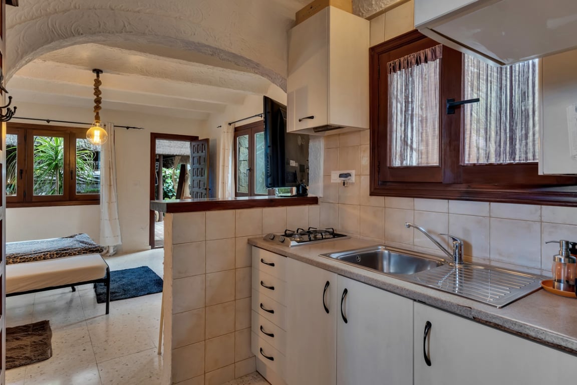 Villa con apartamento de invitados, totalmente renovada y cerca del casco antiguo de Jávea - 34