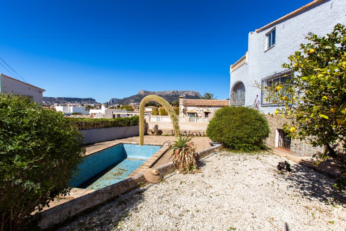 Villa con gran potencial en venta en Calpe - 36