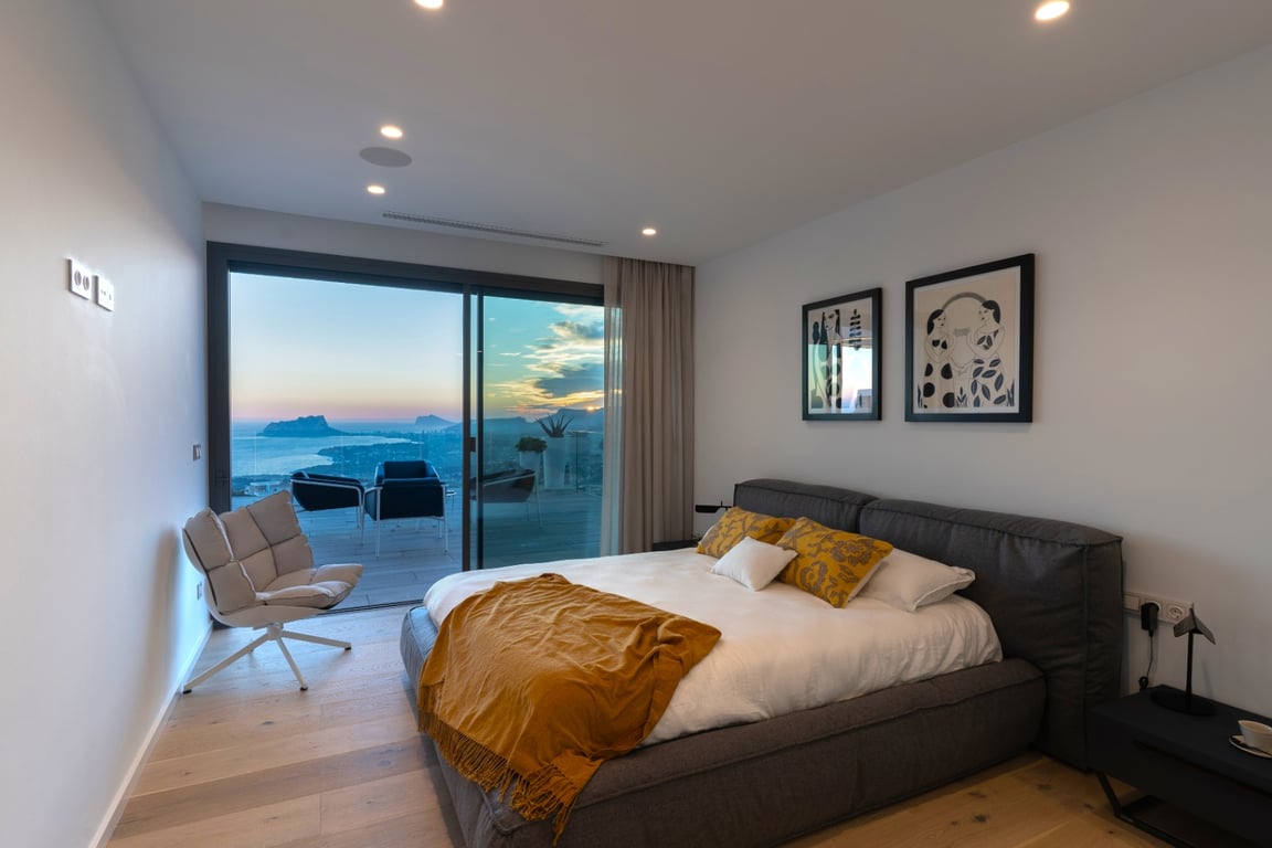 El Oasis de Lujo: Vistas y Orientación Inmejorables - 23