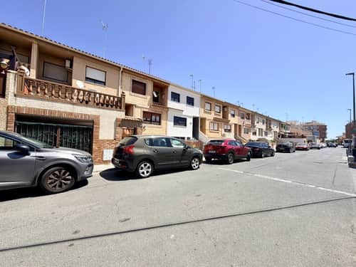 Rijwoning met 4 slaapkamers in Formentera del Segura — foto 21