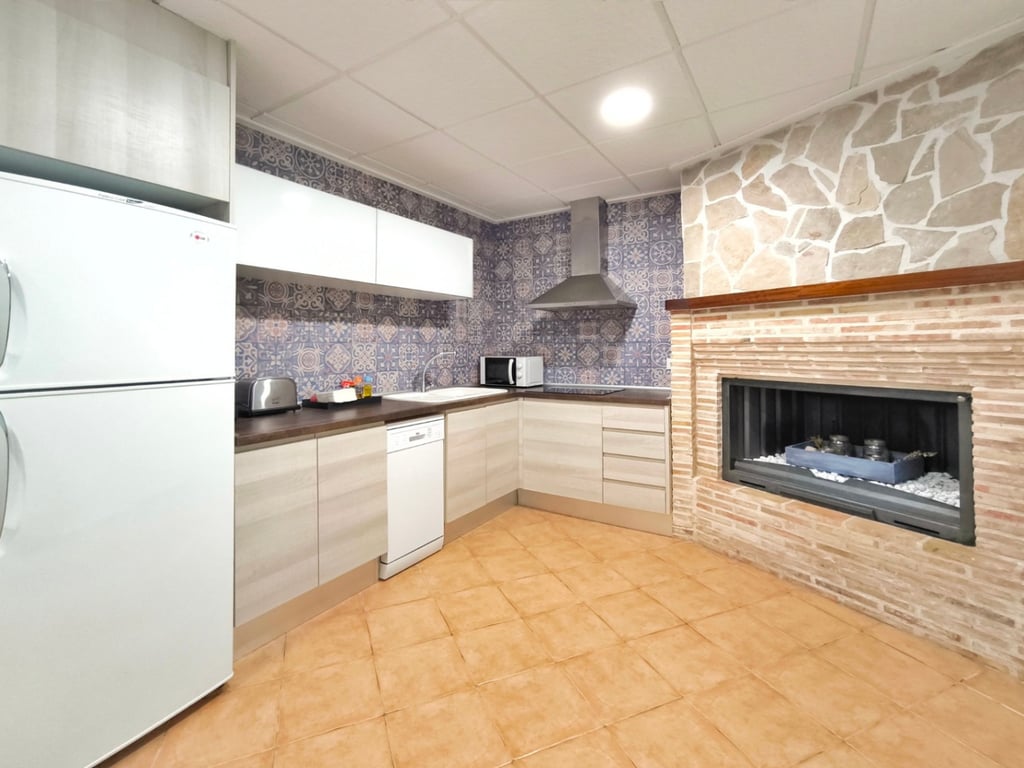 Chalet con dos apartamentos de invitados en el Montgó - 18