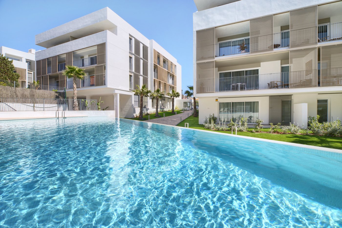 A stylish south-facing, close to the Sea Apartment in UNIC; Jávea