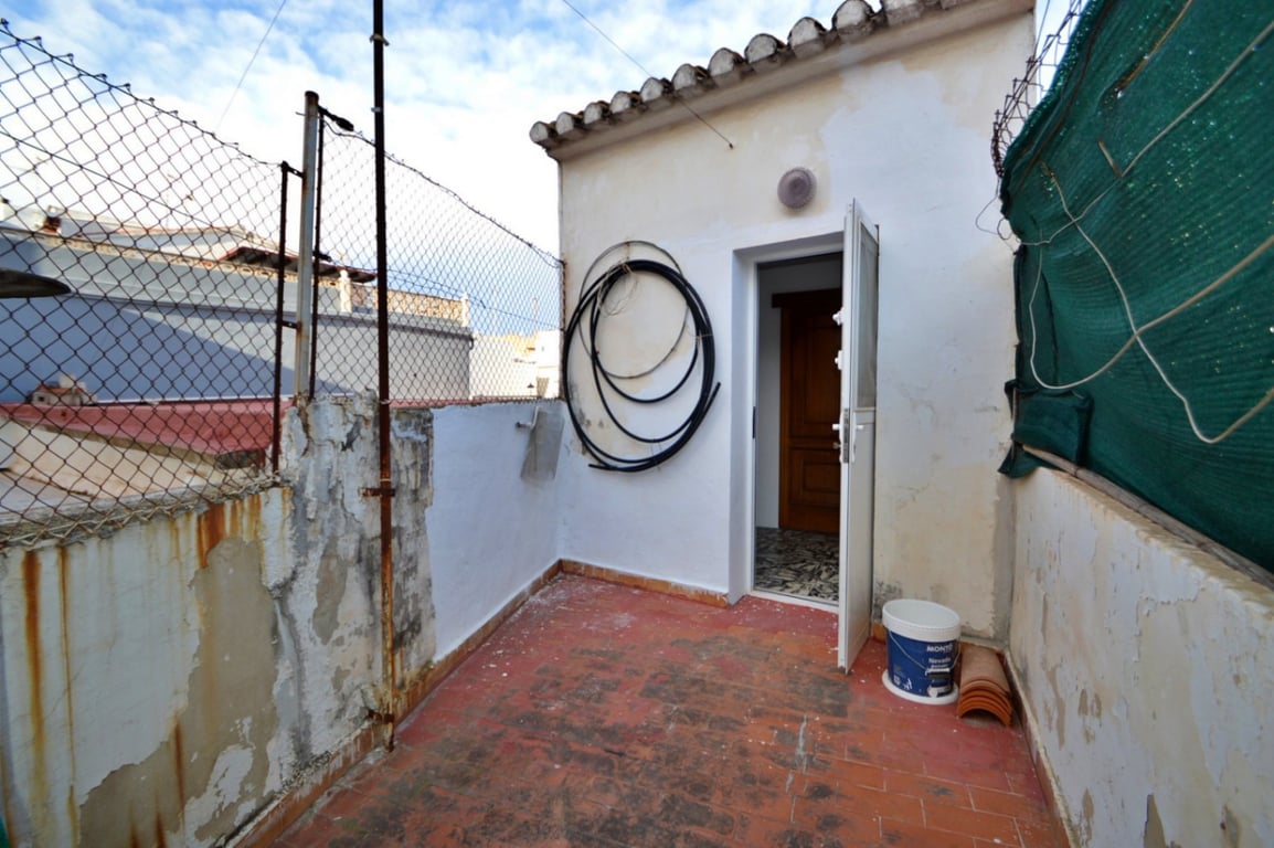DHJD332 - Geschakelde woning in Denia