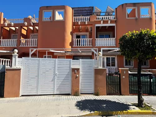 Rijwoning met 3 slaapkamers in Torrevieja — foto 1