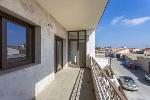 Nieuwbouwbungalow met solarium en zonnepanelen in Hondón de las Nieves — foto 4