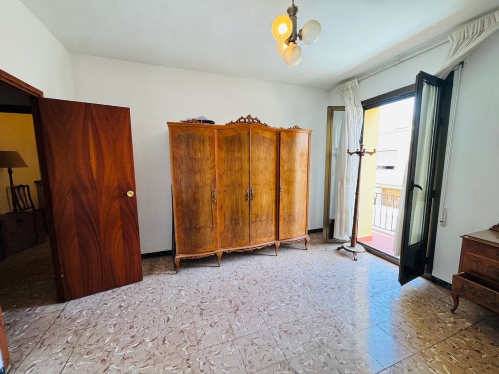 Casa de dos plantas en el centro de Orba (Alicante) - 4