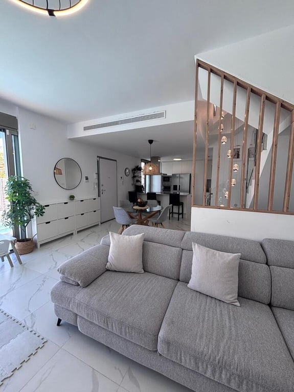 Property #RH21342 - 11