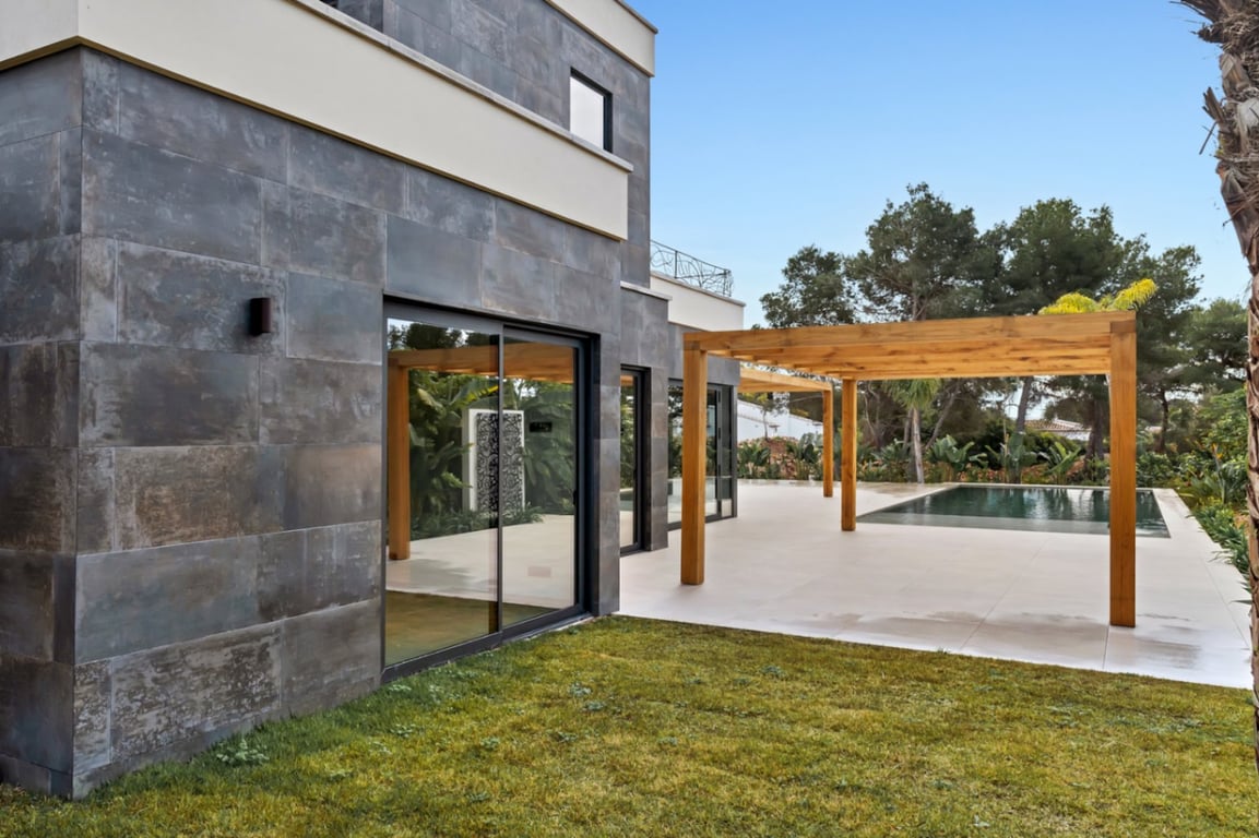 Villa de lujo de nueva construcción ubicada en una zona tranquila - 35