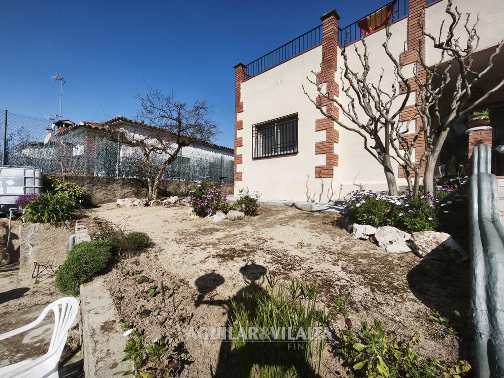 CASA EN VILANOVA DEL VALLES - 8