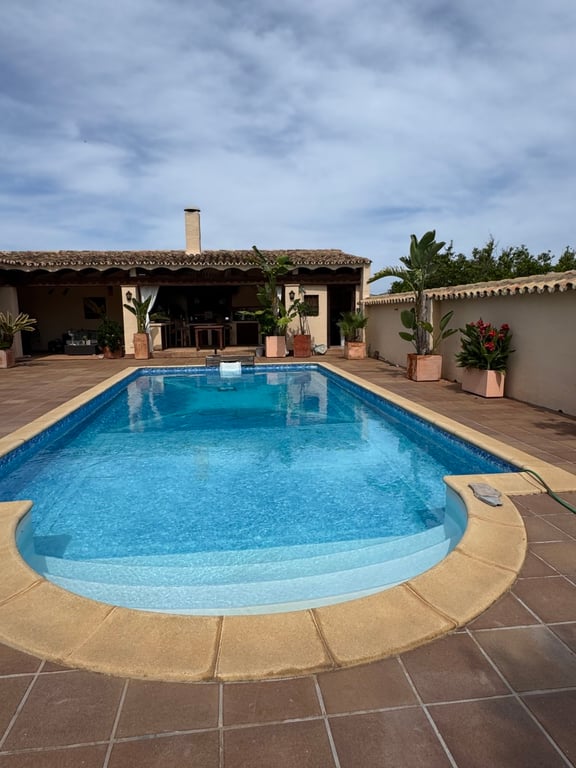 Casa rústica en Pedreguer con piscina y 3 habitaciones a la venta - 50