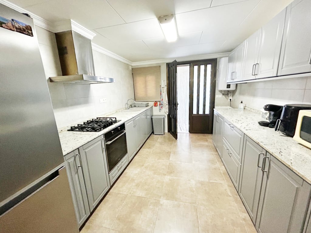 Xalet de camp a la venda a Pedreguer amb piscina i jardí - 4 hab - 5