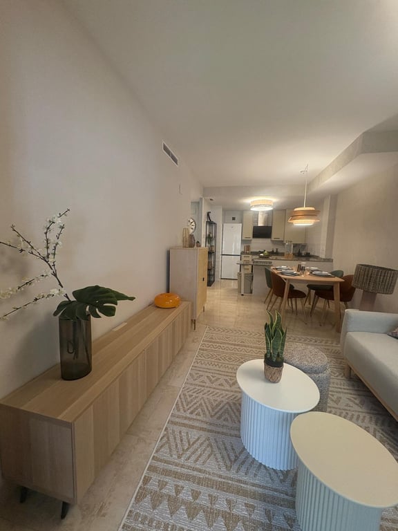 Apartamento reformado de 1 dormitorio en Denia con piscina comunitaria - 8