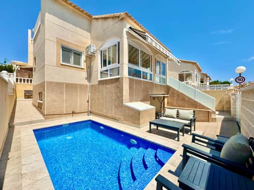 Rijwoning met 2 slaapkamers in Orihuela Costa — foto 1