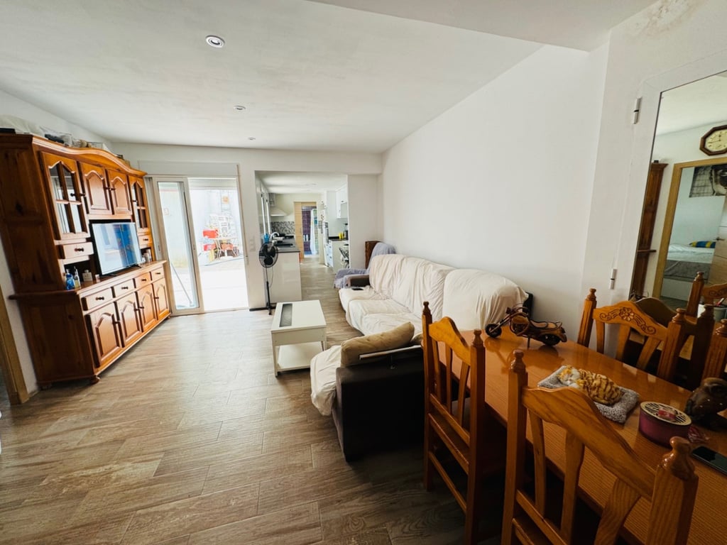 Orba. Apartamento reformado con patio en venta - 3