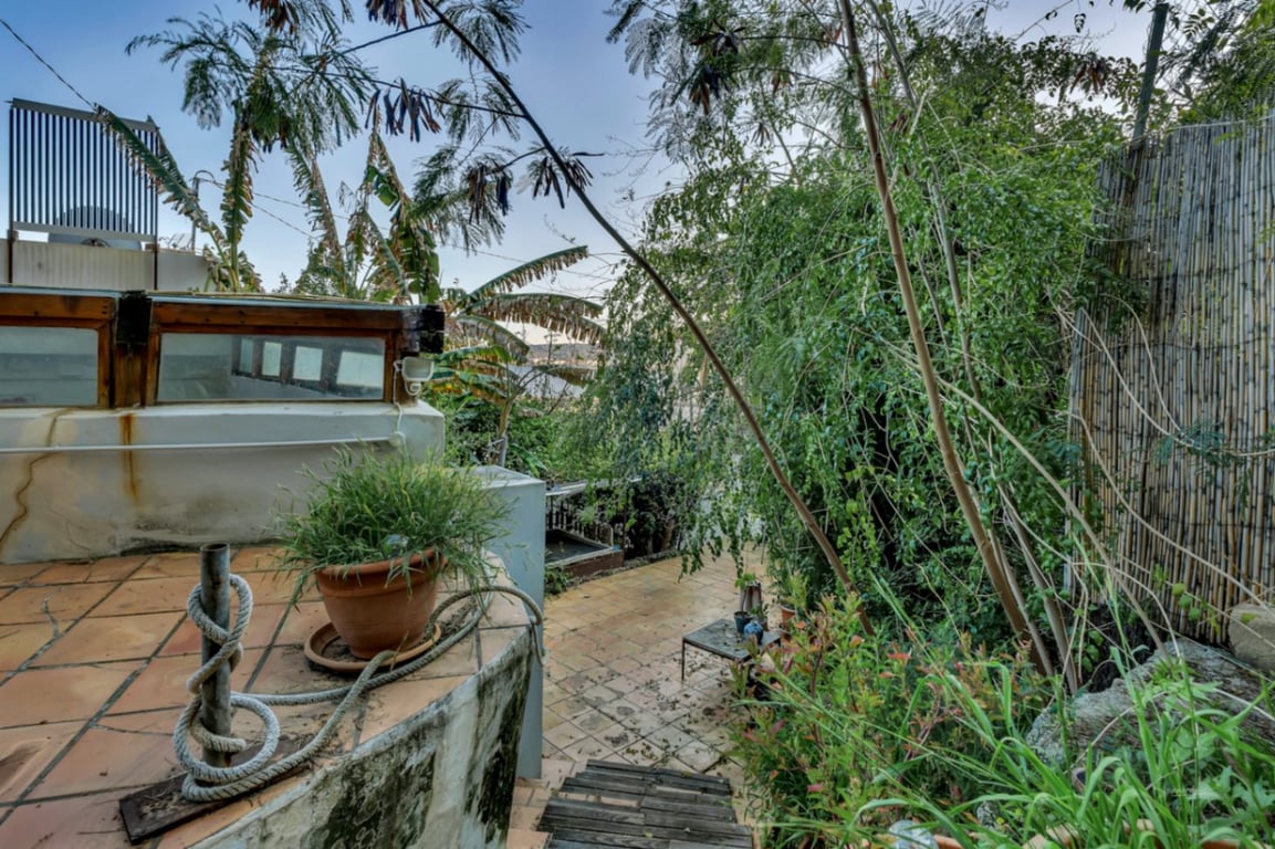 VILLA EN PRIMERA LINEA DEL MAR EN EL PUERTO DE JAVEA - 24