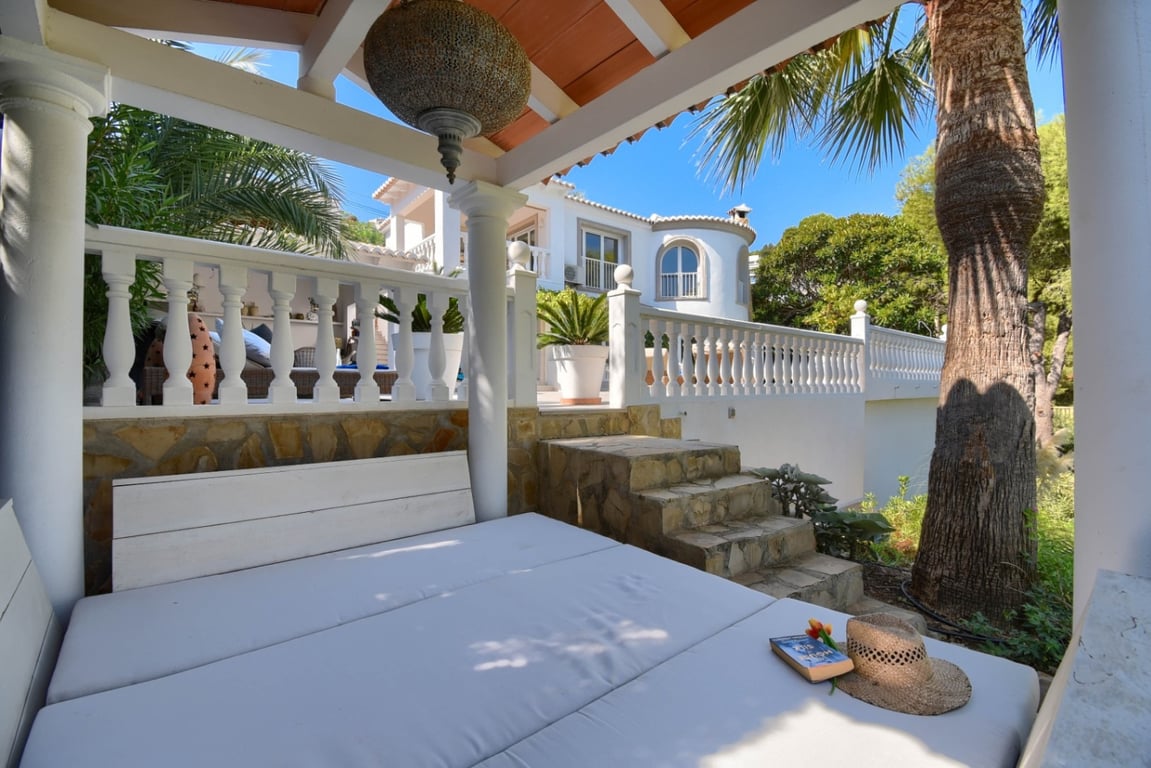 4-bed Villa in Jávea photo 24
