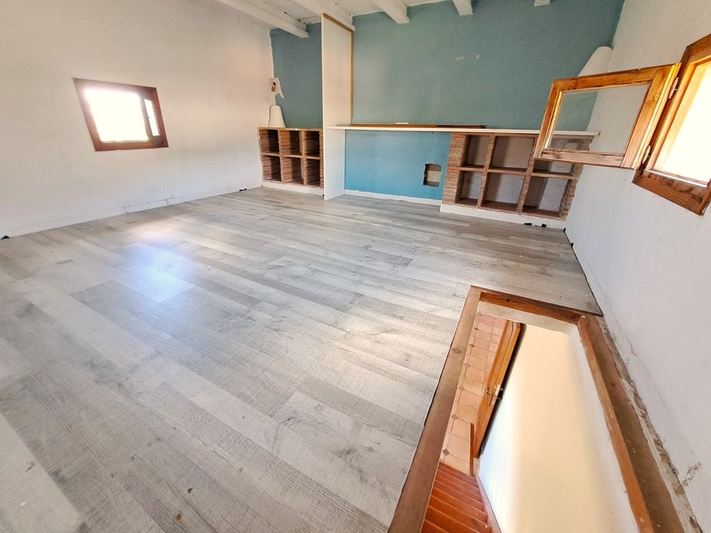 Villa familiar con piscina en venta en Orba - 48