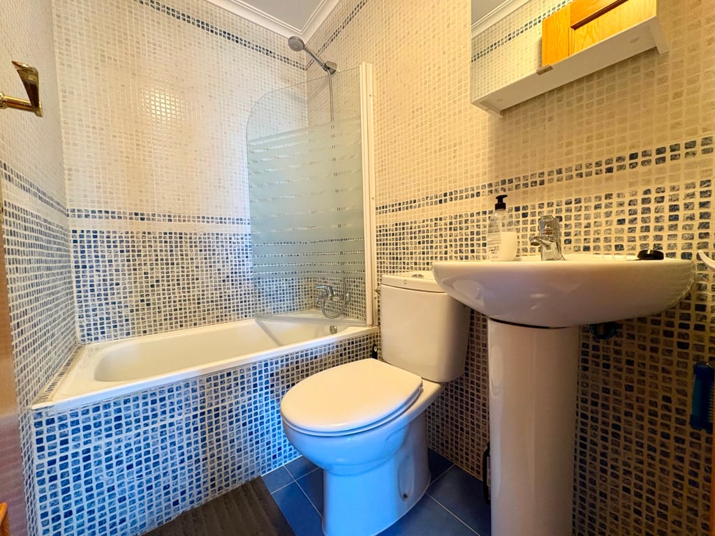 Property #RH20418 - 14