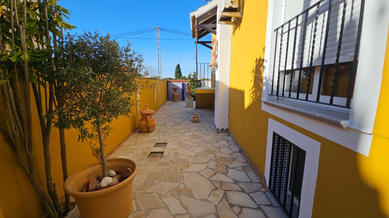 Casa aparellada a prop de la Platja de Santa Ana - Deveses - 4