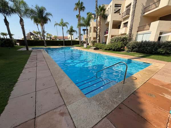 Gelijkvloers appartement met 2 slaapkamers in Los Alcázares