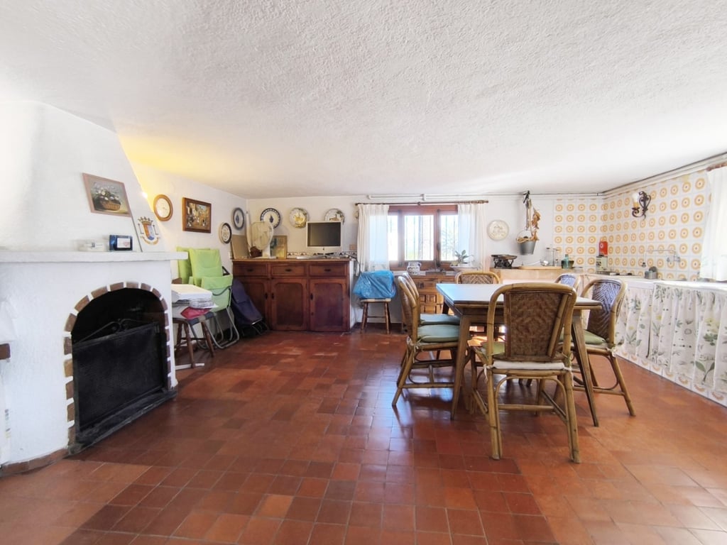 Villa en venta en el corazón del casco antiguo de Jávea con vistas al mar y parcela privada - 38