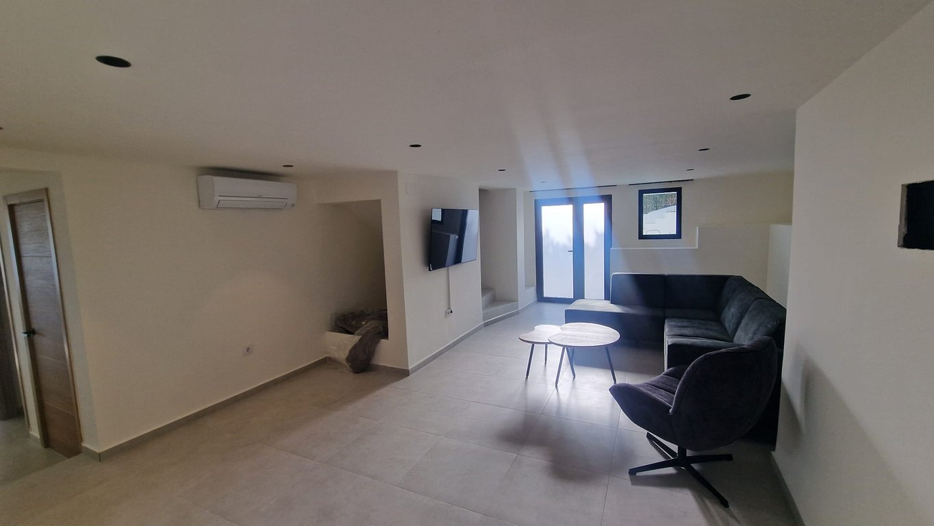 VILLA DE LUXE ÚLTIMA: RETIR DE 6 DORMITORIS, CUMBRE DEL SOL | VISTES PANORÀMIQUES AL MAR IMPRESSIONANTS | LLAVORS I SOSTENIBLE - 40