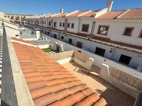 Rijwoning met 3 slaapkamers in San Miguel de Salinas — foto 19