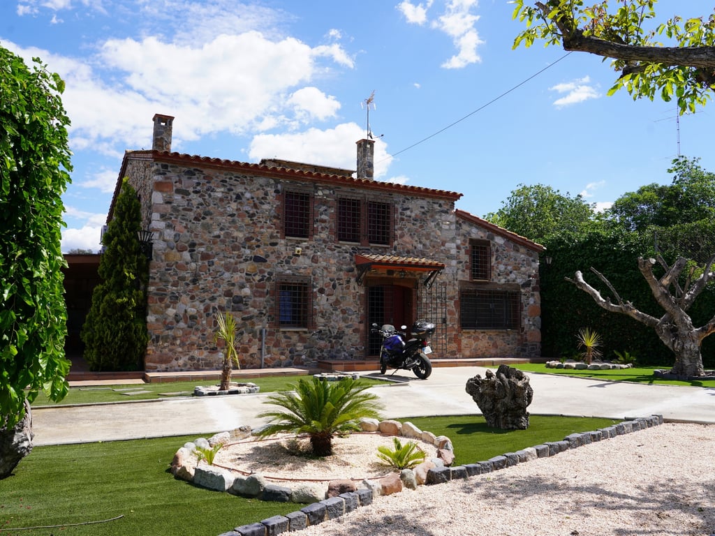 Masía con piscina, zona ecuestre y gran parcela en Granollers - 4