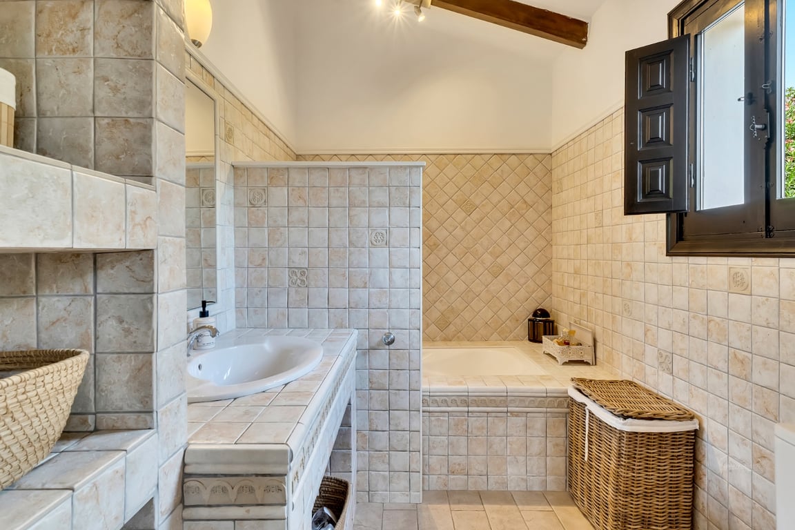 Property #RH21266 - 21