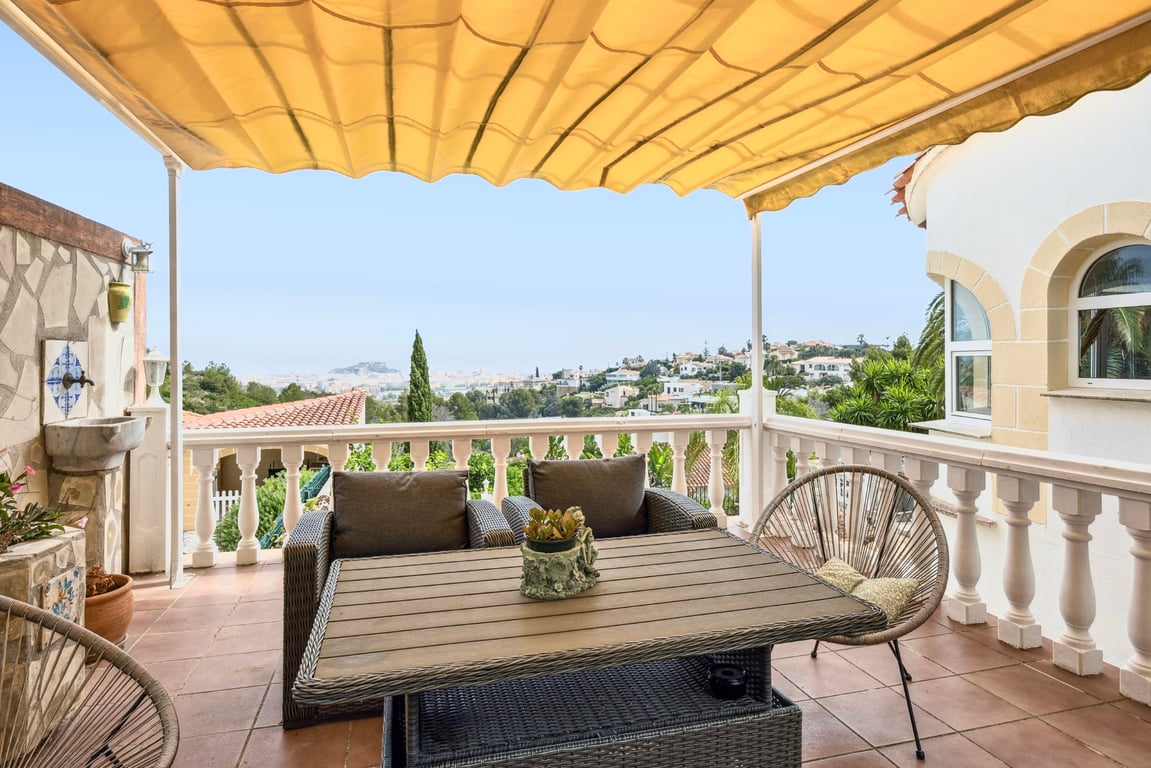 4-bed Villa in Dénia photo 9