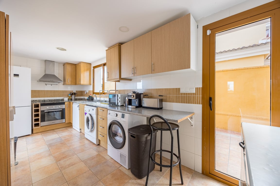 Property #RH20438 - 12