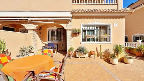 Rijwoning met 3 slaapkamers in Orihuela Costa — foto 4