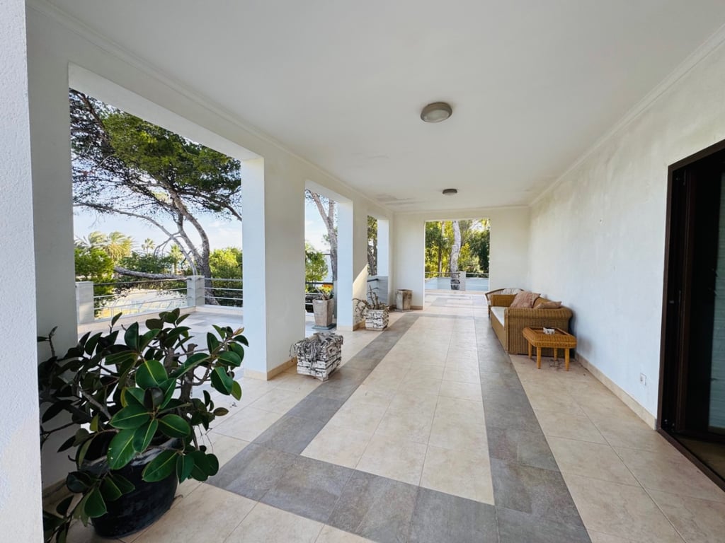 Dénia. Las Rotas. Villa grande con 2885 m2 parcela cerca del mar en venta - 3