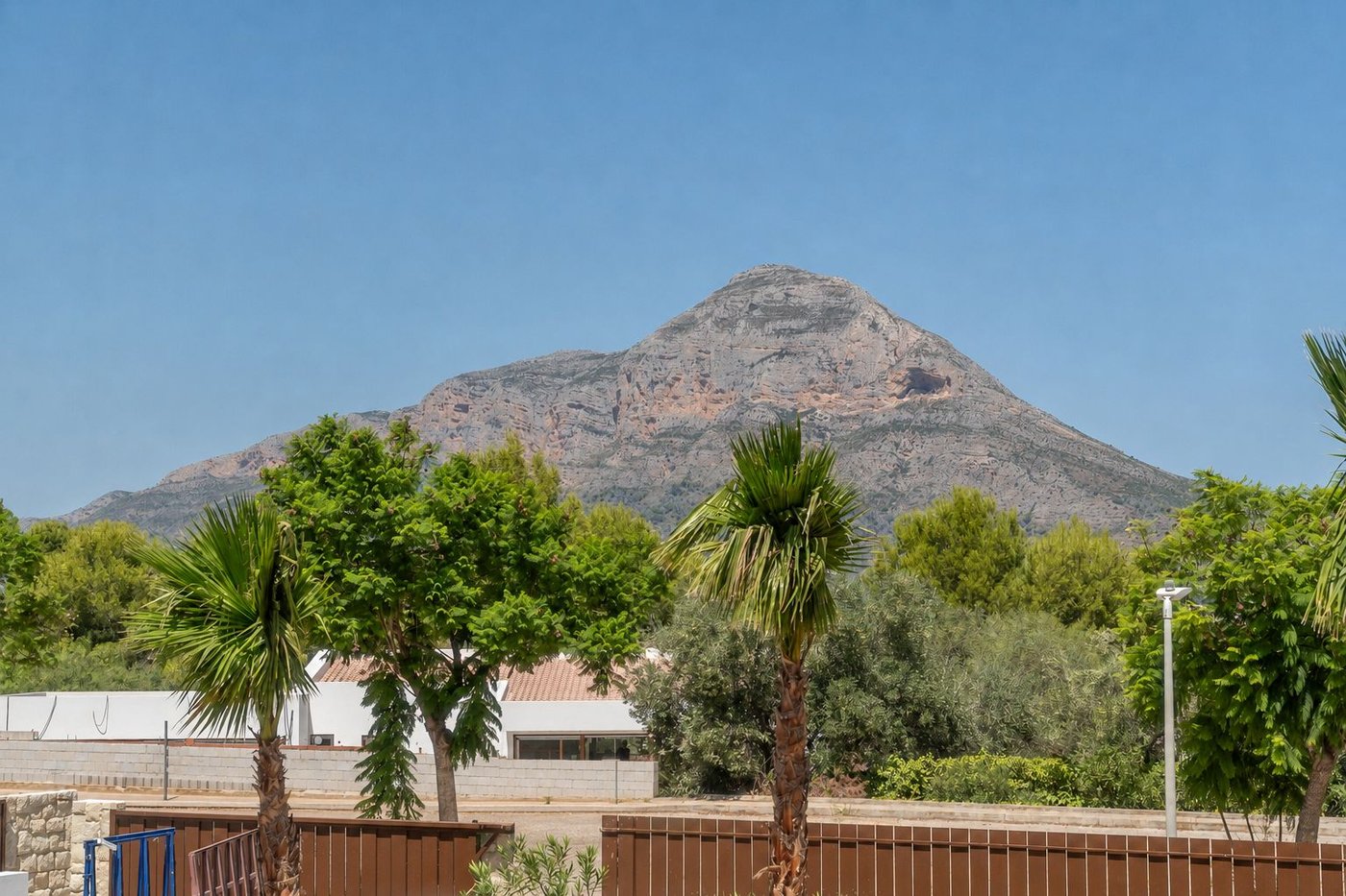 Modern Luxury Villa in Jávea with Sea Views — Fully Furnished (4 Bed, 3 Bath)