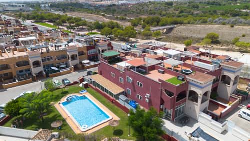 Hoekbungalow met 2 slaapkamers, privétuin en eigen zwembad in Los Altos, Orihuela Costa — foto 25