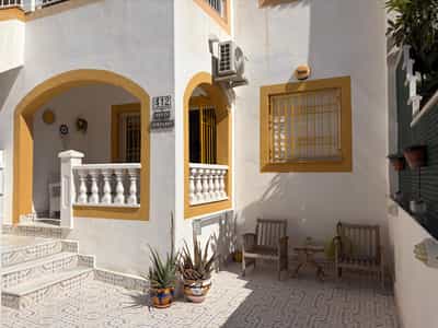 Charmante woning met 2 slaapkamers en zonnig terras - 2