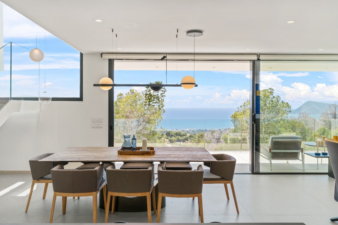 Vil·la de Luxe Lloguer Clau en Mà a Altea | Jardí amb Piscina i Vistes al Mar | Lliure per Ocupació Immediata - 11