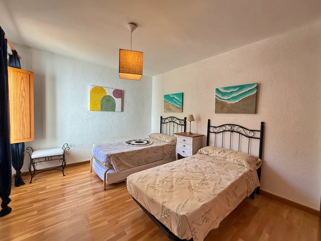 Property #RH20684 - 20