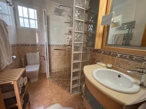 Ruim penthouse-appartement met lift in het hart van Torrevieja — foto 36