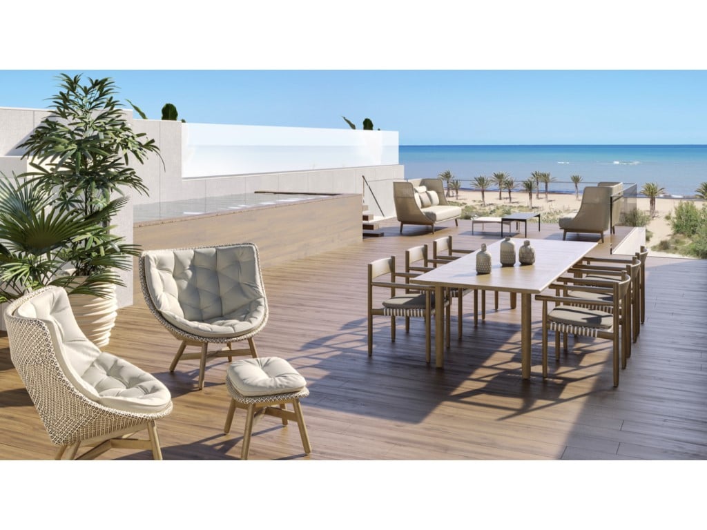 2-Zimmer-Wohnung in erster Strandlinie in Denia mit Meerblick — terrace